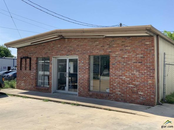 403 S Greer Blvd, Pittsburg, TX 75686